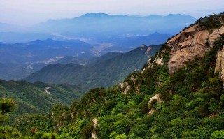 安徽经典的旅游线路和特产，安徽经典的旅游线路和特产线路？