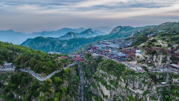 泰山旅游景点简介,泰山旅游景点简介图片-第3张图片-诗丽旅游网 泰山旅游景点简介,泰山旅游景点简介图片-第3张图片-诗丽旅游网