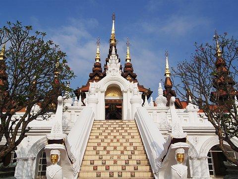 清迈旅游攻略景点推荐理由,清迈景点推荐 旅游景点排名-第1张图片-诗丽旅游网 清迈旅游攻略景点推荐理由,清迈景点推荐 旅游景点排名-第1张图片-诗丽旅游网