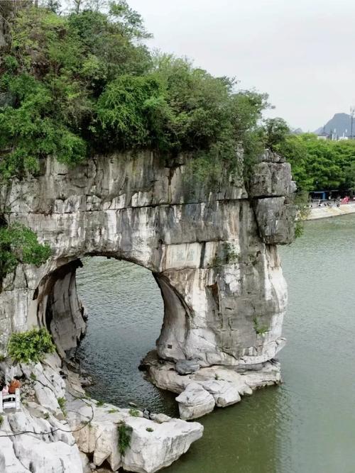 桂林攻略5日游路线,桂林5日游最佳路线?-第2张图片-诗丽旅游网 桂林攻略5日游路线,桂林5日游最佳路线?-第2张图片-诗丽旅游网