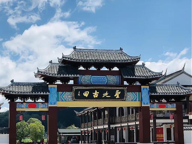 龙岩值得去的旅游景点在哪?,龙岩值得去的旅游景点在哪个地方?-第6张图片-诗丽旅游网 龙岩值得去的旅游景点在哪?,龙岩值得去的旅游景点在哪个地方?-第6张图片-诗丽旅游网