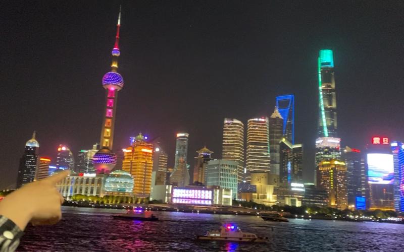 上海外滩晚上附近有什么好玩的景点吗,晚上去外滩可以玩什么-第1张图片-诗丽旅游网 上海外滩晚上附近有什么好玩的景点吗,晚上去外滩可以玩什么-第1张图片-诗丽旅游网