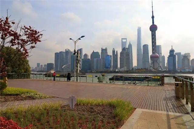 上海外滩晚上附近有什么好玩的景点吗,晚上去外滩可以玩什么-第5张图片-诗丽旅游网 上海外滩晚上附近有什么好玩的景点吗,晚上去外滩可以玩什么-第5张图片-诗丽旅游网
