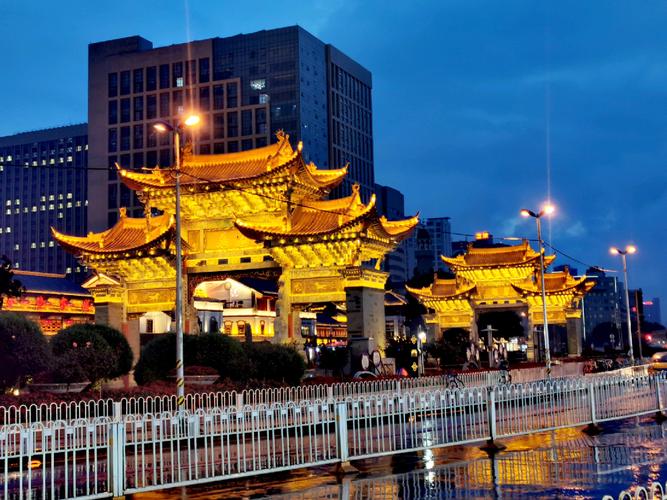 昆明旅游景点攻略自由行一日游路线推荐,昆明旅游攻略 自助游-第2张图片-诗丽旅游网 昆明旅游景点攻略自由行一日游路线推荐,昆明旅游攻略 自助游-第2张图片-诗丽旅游网