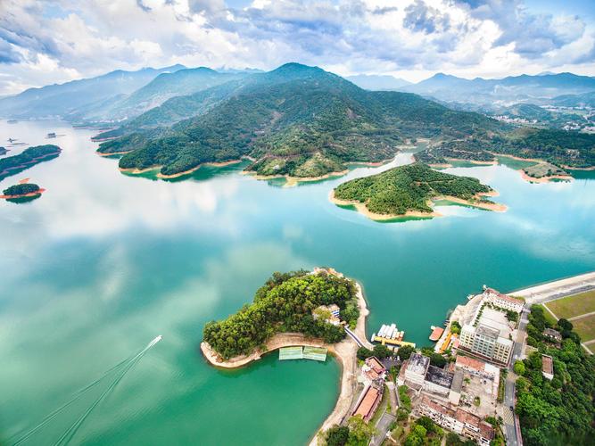 广东省主要旅游景点及游览路线有哪些名称,广东省的旅游景点有哪些?-第5张图片-诗丽旅游网 广东省主要旅游景点及游览路线有哪些名称,广东省的旅游景点有哪些?-第5张图片-诗丽旅游网