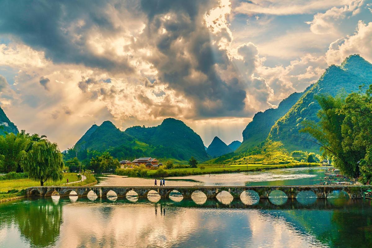 广西河池旅游攻略必去景点广?广西河池旅游攻略自由行攻略?-第2张图片-诗丽旅游网 广西河池旅游攻略必去景点广?广西河池旅游攻略自由行攻略?-第2张图片-诗丽旅游网