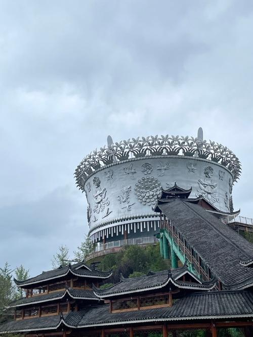 黔东南旅游景点大全排名榜最新介绍,黔东南旅游攻略景点必去?-第3张图片-诗丽旅游网 黔东南旅游景点大全排名榜最新介绍,黔东南旅游攻略景点必去?-第3张图片-诗丽旅游网