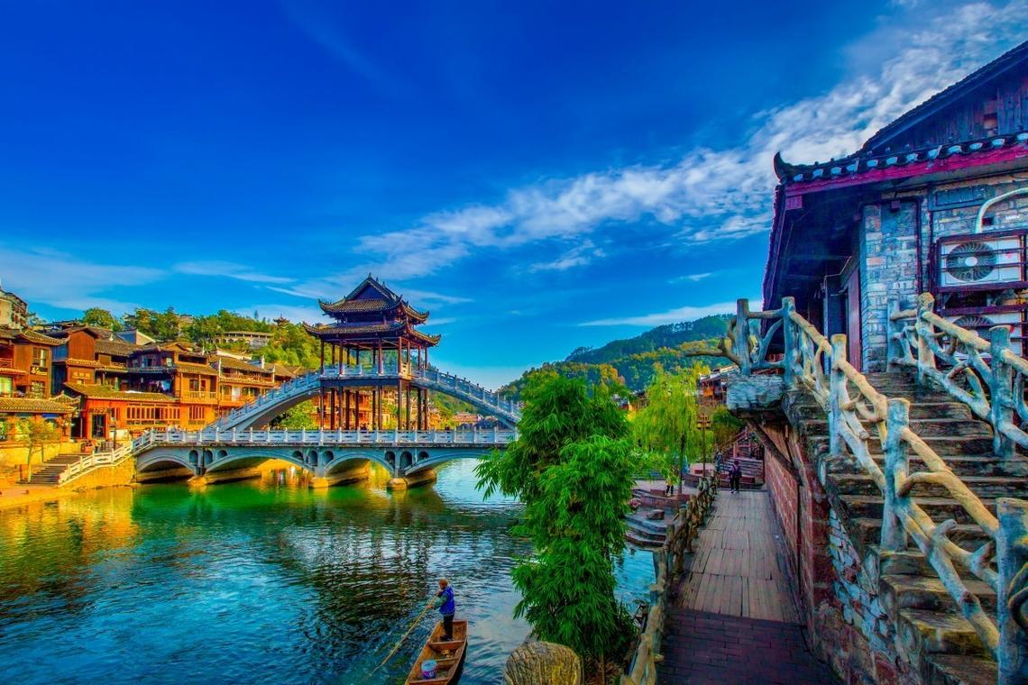 湘西旅游路线推荐表,湘西旅游点?-第1张图片-诗丽旅游网 湘西旅游路线推荐表,湘西旅游点?-第1张图片-诗丽旅游网