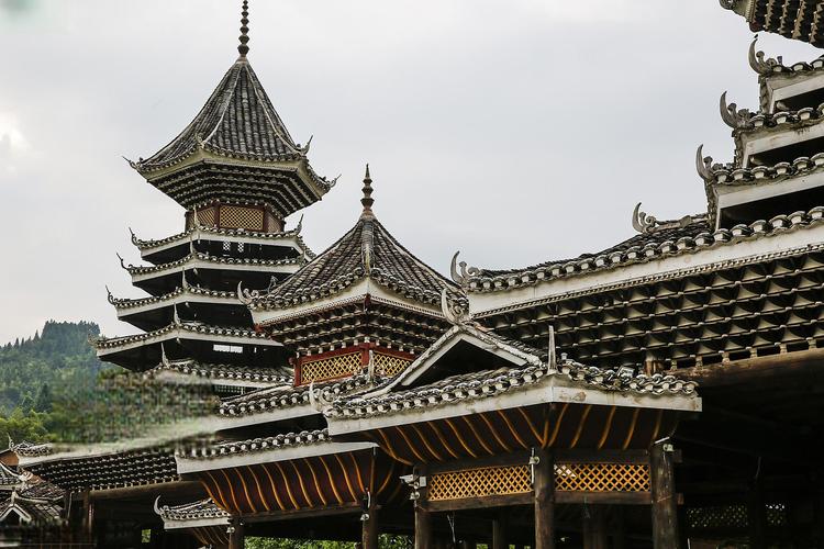 黔东南旅游景点攻略自由行,黔东南前十旅游景点排名?-第3张图片-诗丽旅游网 黔东南旅游景点攻略自由行,黔东南前十旅游景点排名?-第3张图片-诗丽旅游网
