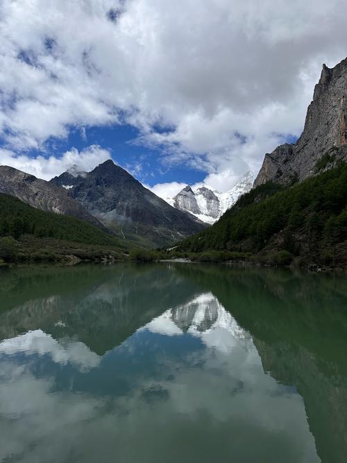 稻城亚丁旅游攻略及费用马蜂窝,稻城亚丁详细旅游攻略分享?-第2张图片-诗丽旅游网 稻城亚丁旅游攻略及费用马蜂窝,稻城亚丁详细旅游攻略分享?-第2张图片-诗丽旅游网