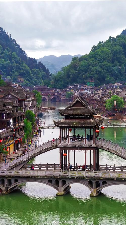 湘西旅游必去前十景点免费,湘西旅游景点攻略-第1张图片-诗丽旅游网 湘西旅游必去前十景点免费,湘西旅游景点攻略-第1张图片-诗丽旅游网