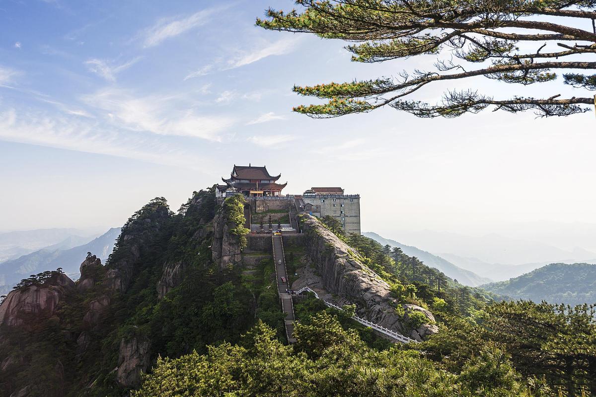 安徽著名旅游景点有哪些,安徽省最著名的旅游景点?-第1张图片-诗丽旅游网 安徽著名旅游景点有哪些,安徽省最著名的旅游景点?-第1张图片-诗丽旅游网