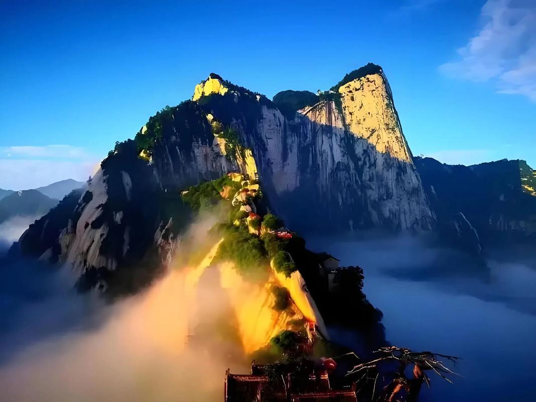 华山旅游景点推荐,华山旅游景点推荐理由-第2张图片-诗丽旅游网 华山旅游景点推荐,华山旅游景点推荐理由-第2张图片-诗丽旅游网