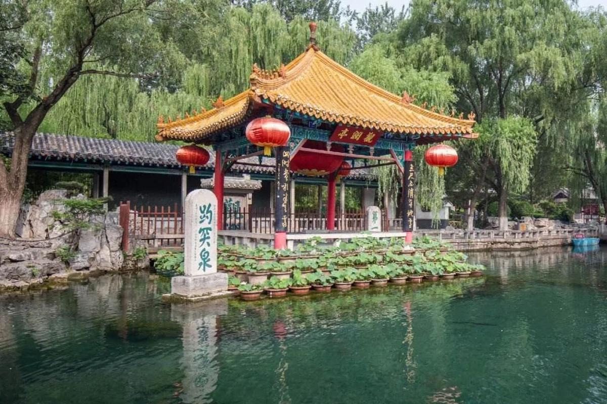 济南市旅游景点一日游多少钱人民币,济南旅游一日游攻略?-第2张图片-诗丽旅游网 济南市旅游景点一日游多少钱人民币,济南旅游一日游攻略?-第2张图片-诗丽旅游网