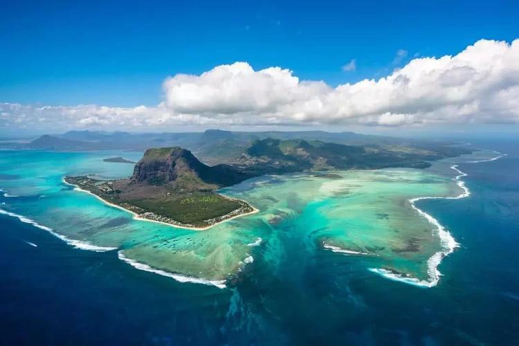 毛里求斯著名旅游景点?毛里求斯特产及购物介绍?-第5张图片-诗丽旅游网 毛里求斯著名旅游景点?毛里求斯特产及购物介绍?-第5张图片-诗丽旅游网