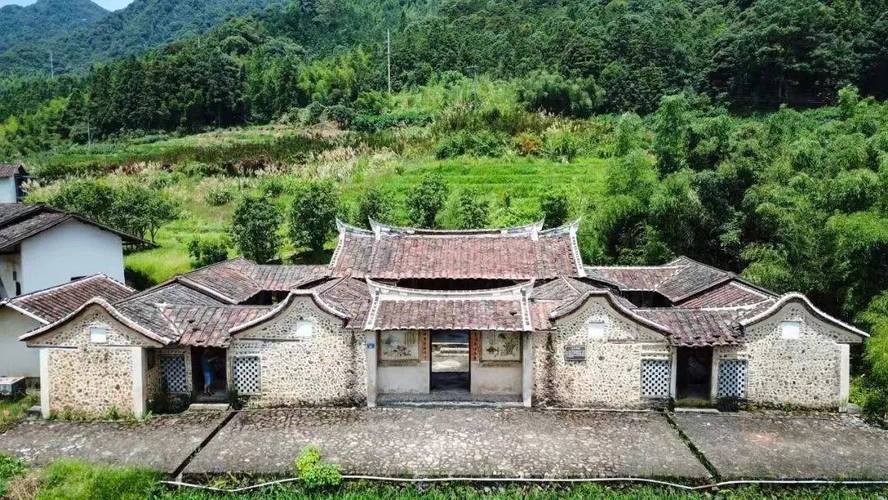 龙岩旅游攻略一日游,龙岩旅游攻略一日游免费?-第4张图片-诗丽旅游网 龙岩旅游攻略一日游,龙岩旅游攻略一日游免费?-第4张图片-诗丽旅游网
