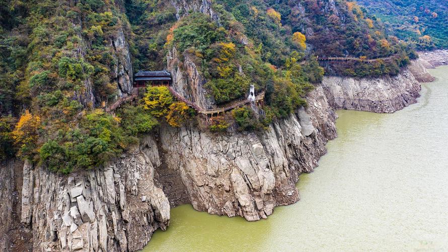 辽宁丹东旅游前十景点介绍?丹东旅游景点有哪些景点?-第2张图片-诗丽旅游网 辽宁丹东旅游前十景点介绍?丹东旅游景点有哪些景点?-第2张图片-诗丽旅游网