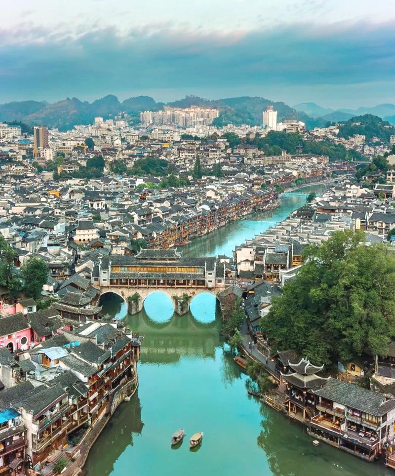 湘西旅游攻略必去景点大全?湘西旅游景点大全介绍?-第4张图片-诗丽旅游网 湘西旅游攻略必去景点大全?湘西旅游景点大全介绍?-第4张图片-诗丽旅游网