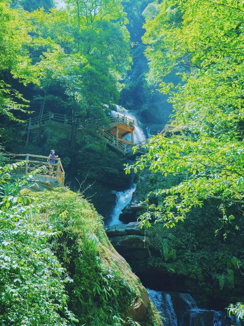 四川省内旅游线路有哪些景点名称,四川省内旅游线路有哪些景点名称介绍?-第3张图片-诗丽旅游网 四川省内旅游线路有哪些景点名称,四川省内旅游线路有哪些景点名称介绍?-第3张图片-诗丽旅游网