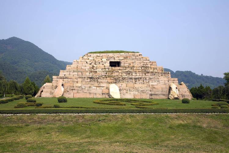 通化景点攻略,通化景点攻略旅游线路?-第2张图片-诗丽旅游网 通化景点攻略,通化景点攻略旅游线路?-第2张图片-诗丽旅游网