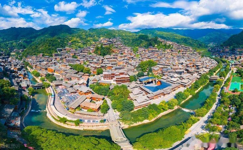黔东南旅游景点路线推荐,黔东南旅游攻略-第2张图片-诗丽旅游网 黔东南旅游景点路线推荐,黔东南旅游攻略-第2张图片-诗丽旅游网