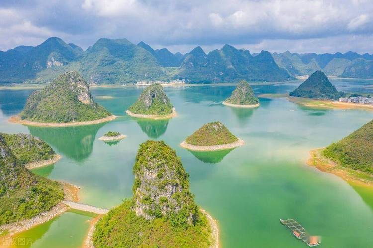 百色旅游必去景点,百色市旅游必去前十景点?-第5张图片-诗丽旅游网 百色旅游必去景点,百色市旅游必去前十景点?-第5张图片-诗丽旅游网