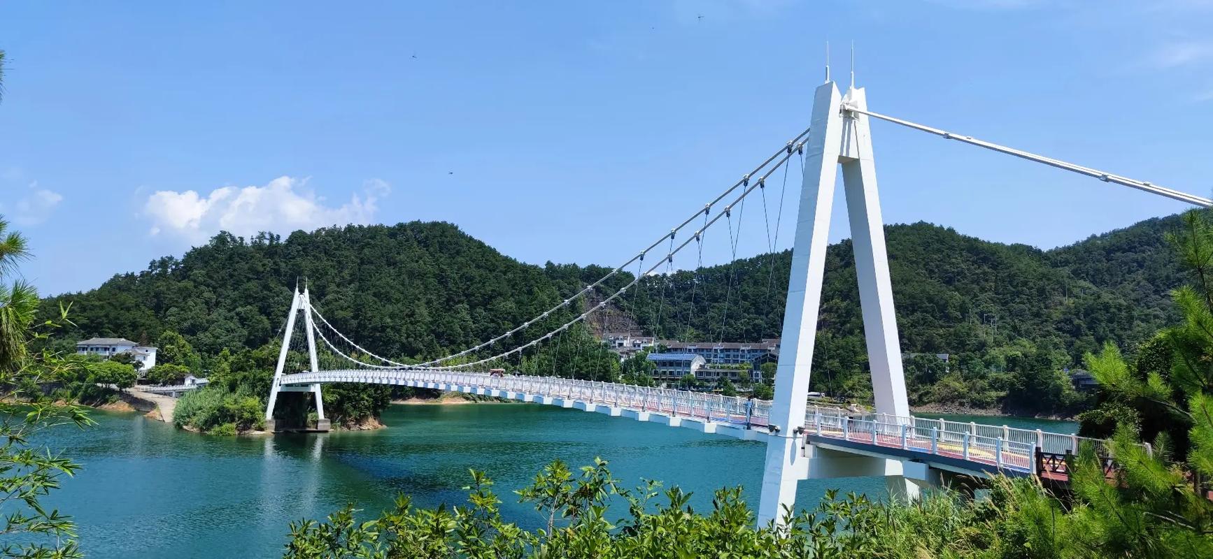 千岛湖旅游线路攻略,千岛湖旅游线路推荐?-第3张图片-诗丽旅游网 千岛湖旅游线路攻略,千岛湖旅游线路推荐?-第3张图片-诗丽旅游网