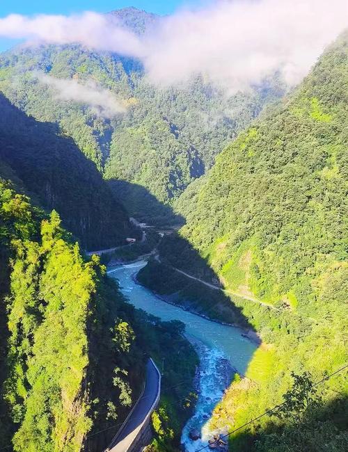 怒江旅游景点大全排名前十有哪些,怒江旅游必去景点-第4张图片-诗丽旅游网 怒江旅游景点大全排名前十有哪些,怒江旅游必去景点-第4张图片-诗丽旅游网