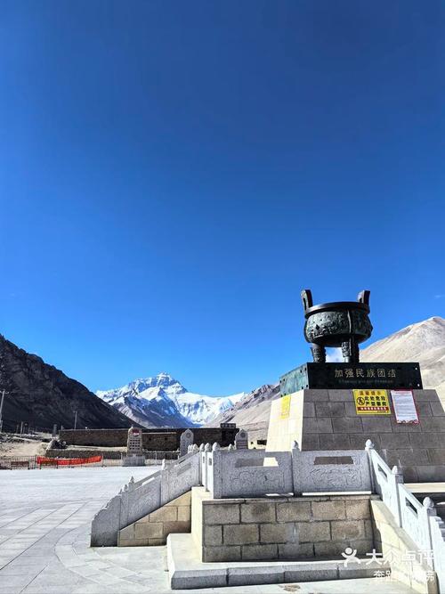 珠穆朗玛峰的景点介绍,珠穆朗玛峰,介绍-第1张图片-诗丽旅游网 珠穆朗玛峰的景点介绍,珠穆朗玛峰,介绍-第1张图片-诗丽旅游网