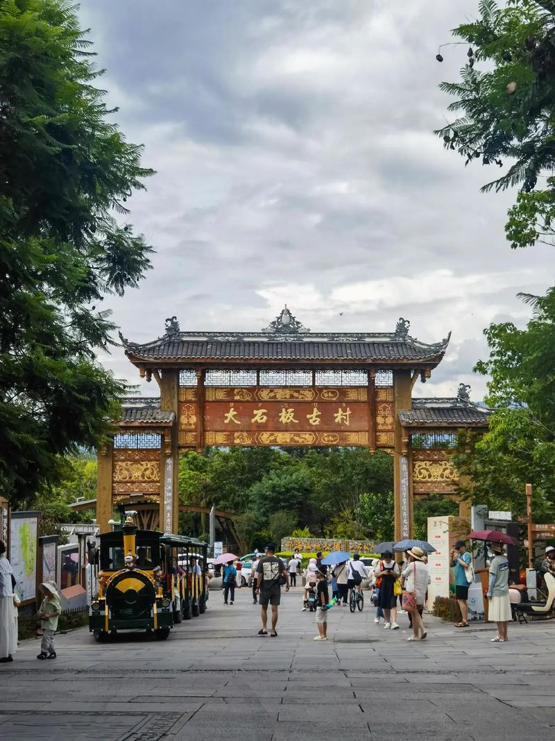 西昌旅游景点推荐一日游路线,西昌旅游攻略游推荐-第4张图片-诗丽旅游网 西昌旅游景点推荐一日游路线,西昌旅游攻略游推荐-第4张图片-诗丽旅游网