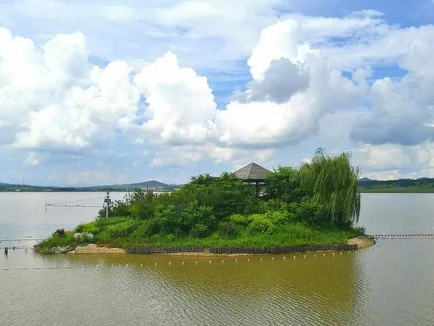 吉林旅游景点攻略一日游?吉林游玩景点大全一日游?-第1张图片-诗丽旅游网 吉林旅游景点攻略一日游?吉林游玩景点大全一日游?-第1张图片-诗丽旅游网