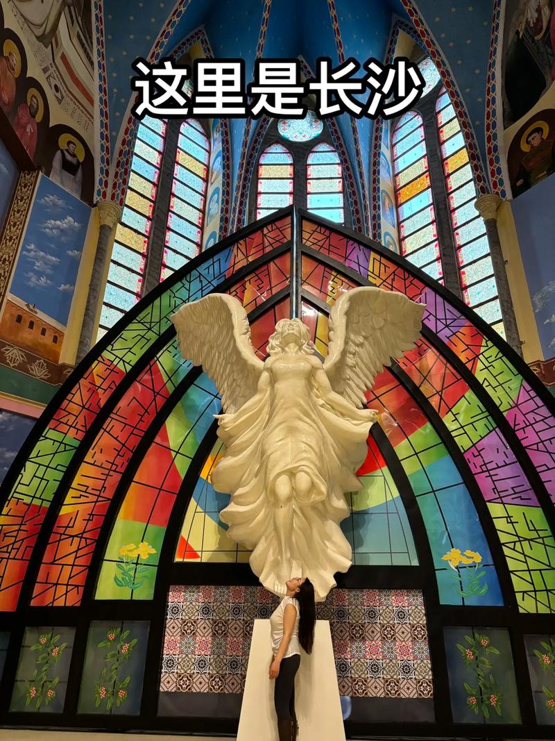 湖南旅游攻略景点必去导游?湖南旅游路线推荐景点?-第4张图片-诗丽旅游网 湖南旅游攻略景点必去导游?湖南旅游路线推荐景点?-第4张图片-诗丽旅游网