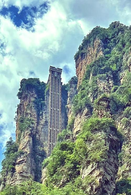 湖南旅游攻略自由行路线推荐一下,湖南旅游攻略路线最佳路线?-第4张图片-诗丽旅游网 湖南旅游攻略自由行路线推荐一下,湖南旅游攻略路线最佳路线?-第4张图片-诗丽旅游网