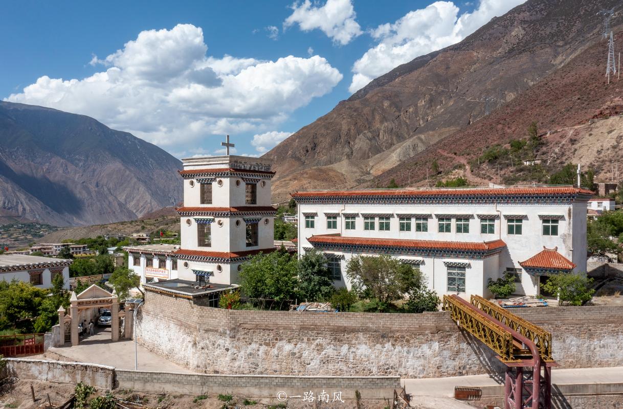 昌都地区旅游景点推荐,昌都地区旅游景点推荐一下-第1张图片-诗丽旅游网 昌都地区旅游景点推荐,昌都地区旅游景点推荐一下-第1张图片-诗丽旅游网