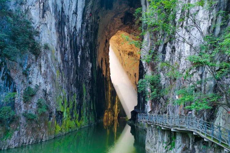 安顺旅游景点有哪些地方好玩儿?安顺旅游景点有哪些地方好玩儿一日游?-第2张图片-诗丽旅游网 安顺旅游景点有哪些地方好玩儿?安顺旅游景点有哪些地方好玩儿一日游?-第2张图片-诗丽旅游网