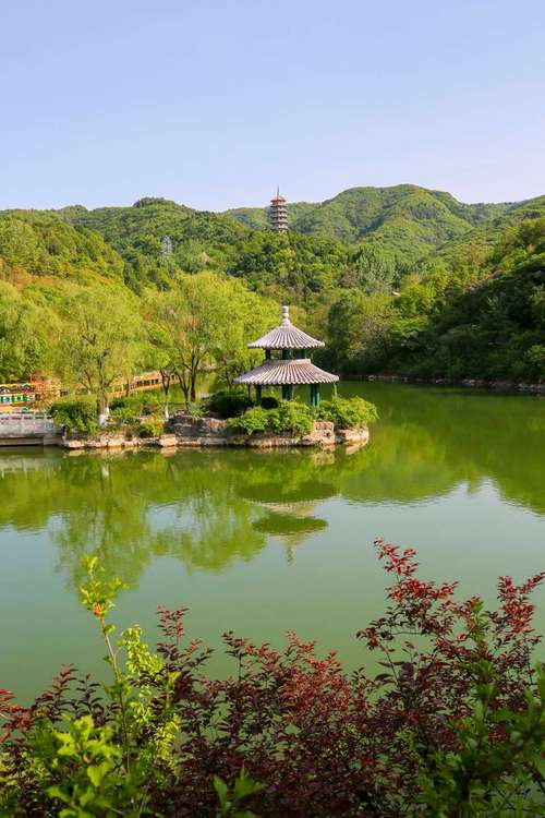 红叶谷主要景点是什么?红叶谷游玩攻略?-第5张图片-诗丽旅游网 红叶谷主要景点是什么?红叶谷游玩攻略?-第5张图片-诗丽旅游网