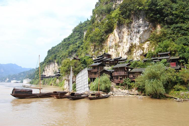 宜昌旅游景点排名前十,宜昌旅游景点排名前十名?-第2张图片-诗丽旅游网 宜昌旅游景点排名前十,宜昌旅游景点排名前十名?-第2张图片-诗丽旅游网