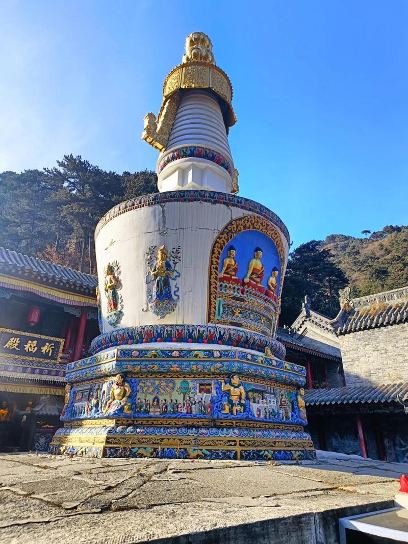 五台山旅游景点有哪些景点推荐理由?五台山的著名景点?-第1张图片-诗丽旅游网 五台山旅游景点有哪些景点推荐理由?五台山的著名景点?-第1张图片-诗丽旅游网