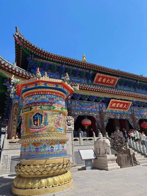 五台山旅游景点有哪些景点推荐理由?五台山的著名景点?-第2张图片-诗丽旅游网 五台山旅游景点有哪些景点推荐理由?五台山的著名景点?-第2张图片-诗丽旅游网