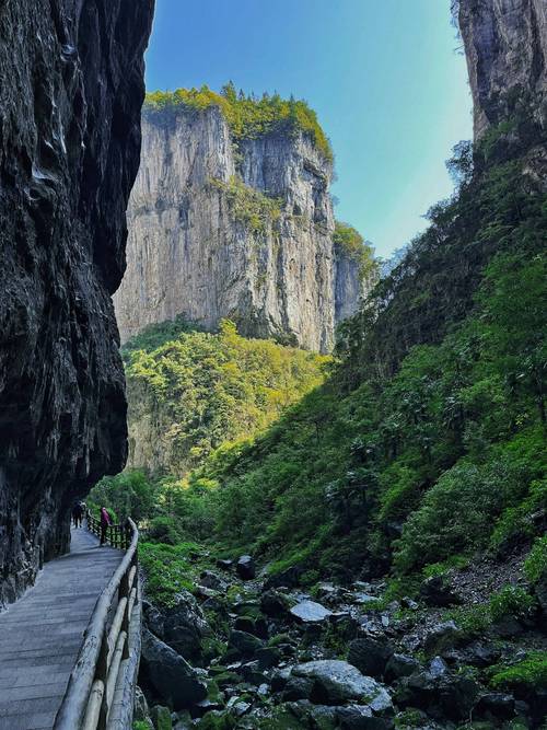 重庆有哪些旅游景点值得玩儿的?重庆有哪些旅游景点值得玩儿的地方?-第1张图片-诗丽旅游网 重庆有哪些旅游景点值得玩儿的?重庆有哪些旅游景点值得玩儿的地方?-第1张图片-诗丽旅游网