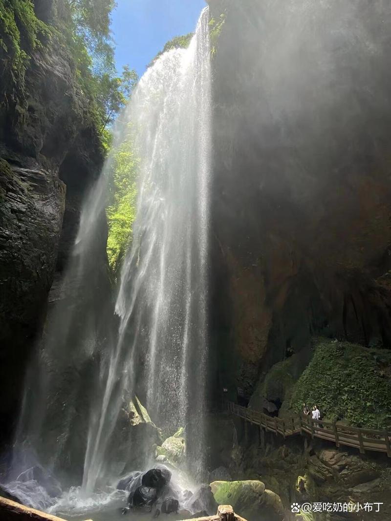 重庆三峡旅游路线攻略,重庆三峡旅游路线攻略大全-第3张图片-诗丽旅游网 重庆三峡旅游路线攻略,重庆三峡旅游路线攻略大全-第3张图片-诗丽旅游网